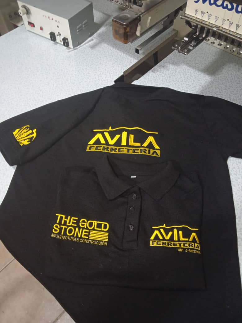 Confección de chemises ejecutivas premium bordadas