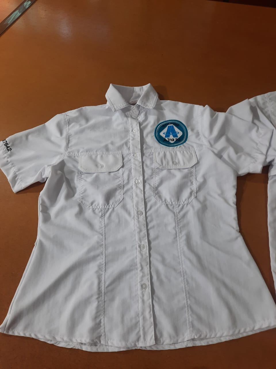 Camisas corporativas elegantes para empresas