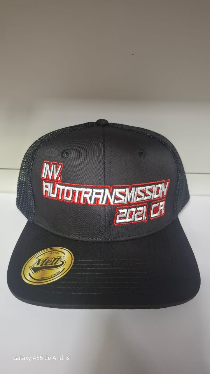 Bordados alta densidad en viseras y gorras