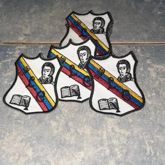 Fabricación de parches bordados corporativos